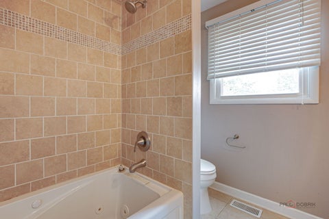 Tiny photo for 562 Applegate Lane, Lake Zurich, IL 60047 (MLS # 12764257)