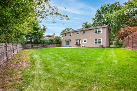 Tiny photo for 562 Applegate Lane, Lake Zurich, IL 60047 (MLS # 12764257)