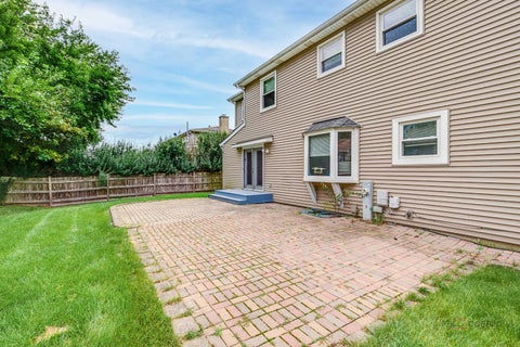 Tiny photo for 562 Applegate Lane, Lake Zurich, IL 60047 (MLS # 12764257)