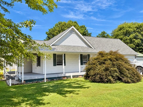 Tiny photo for 1203 White Pine Lane, Metropolis, IL 62960 (MLS # 12752040)