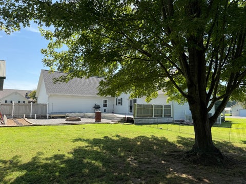 Tiny photo for 1203 White Pine Lane, Metropolis, IL 62960 (MLS # 12752040)