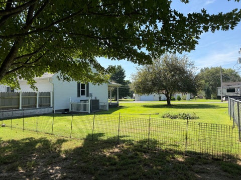 Tiny photo for 1203 White Pine Lane, Metropolis, IL 62960 (MLS # 12752040)