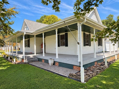 Tiny photo for 1203 White Pine Lane, Metropolis, IL 62960 (MLS # 12752040)