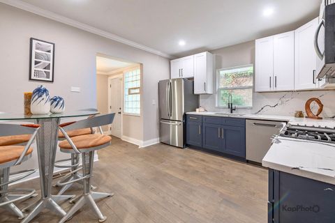 Tiny photo for 11935 S Stewart Avenue, Chicago, IL 60628 (MLS # 12511606)