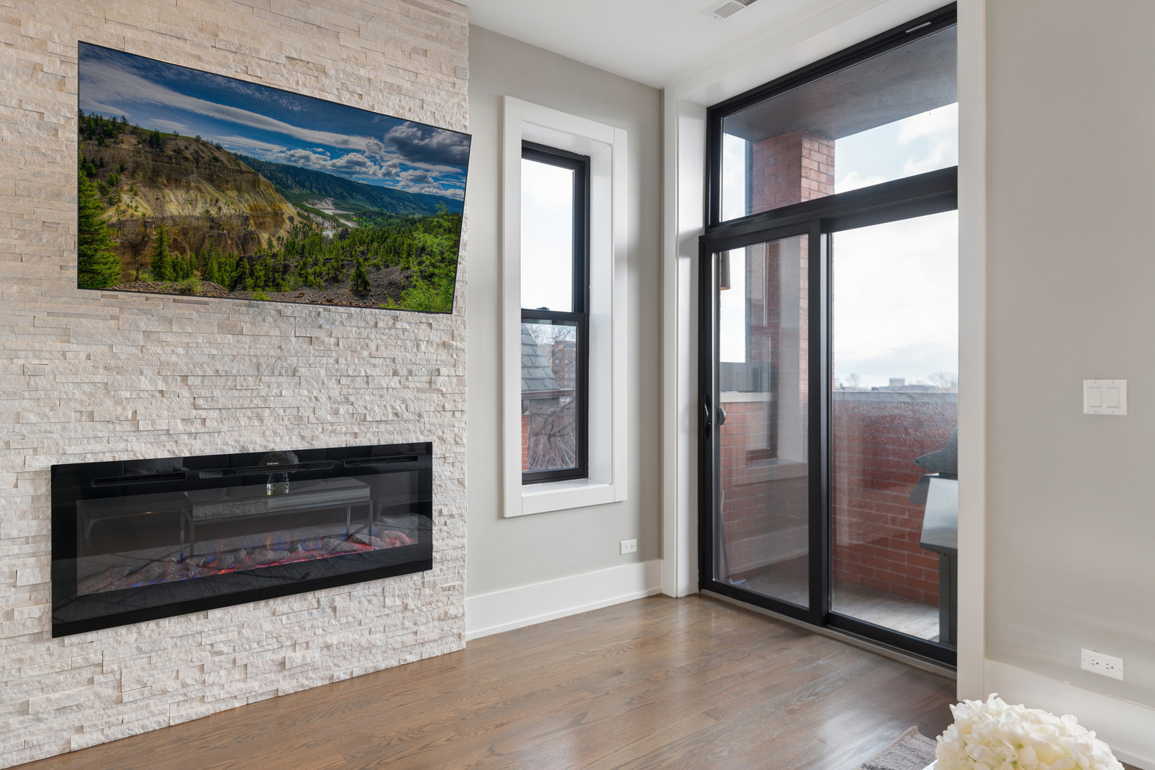 4220 S Ellis Avenue 4N