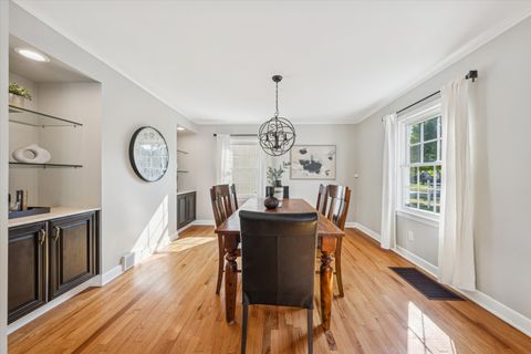 Tiny photo for 991 S Swain Avenue, Elmhurst, IL 60126 (MLS # 12497191)