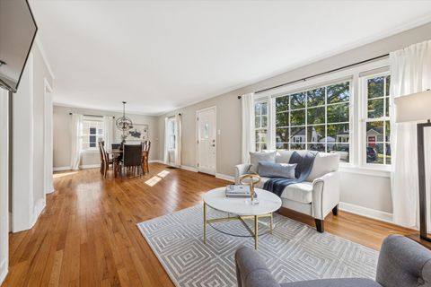 Tiny photo for 991 S Swain Avenue, Elmhurst, IL 60126 (MLS # 12497191)