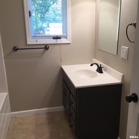 Tiny photo for 288 Heather Lynn Lane, Carbondale, IL 62902 (MLS # EB457704)