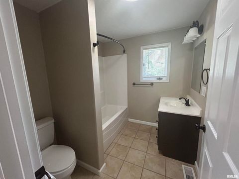 Tiny photo for 288 Heather Lynn Lane, Carbondale, IL 62902 (MLS # EB457704)