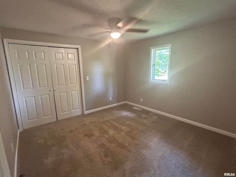 Tiny photo for 288 Heather Lynn Lane, Carbondale, IL 62902 (MLS # EB457704)