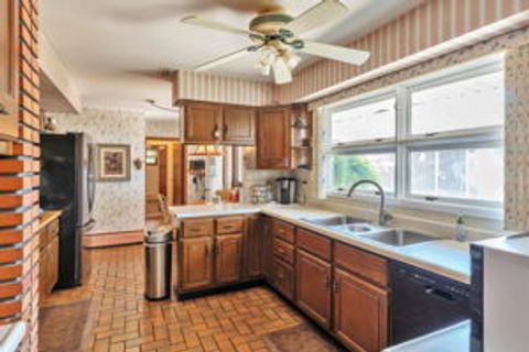 Tiny photo for 8001 Rutherford Avenue, Burbank, IL 60459 (MLS # 12433744)