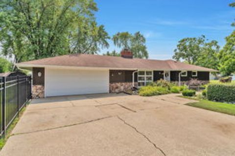 Tiny photo for 8001 Rutherford Avenue, Burbank, IL 60459 (MLS # 12433744)