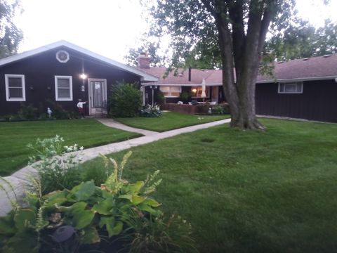 Tiny photo for 8001 Rutherford Avenue, Burbank, IL 60459 (MLS # 12433744)