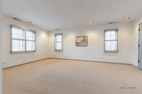 Tiny photo for 930 Ivy Lane #D, Deerfield, IL 60015 (MLS # 12620948)