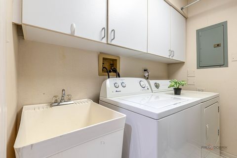 Tiny photo for 930 Ivy Lane #D, Deerfield, IL 60015 (MLS # 12620948)