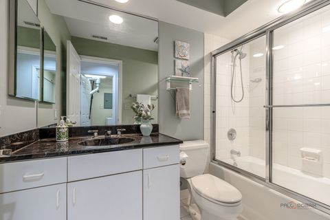 Tiny photo for 930 Ivy Lane #D, Deerfield, IL 60015 (MLS # 12620948)