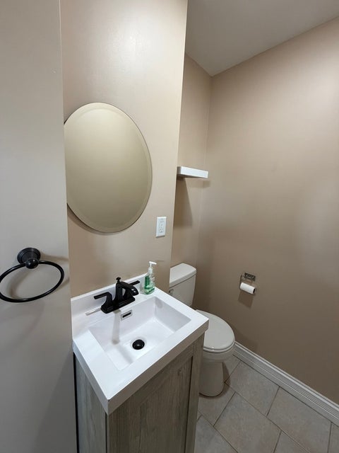 Tiny photo for 7629 S Dante Avenue, Chicago, IL 60619 (MLS # 12703459)