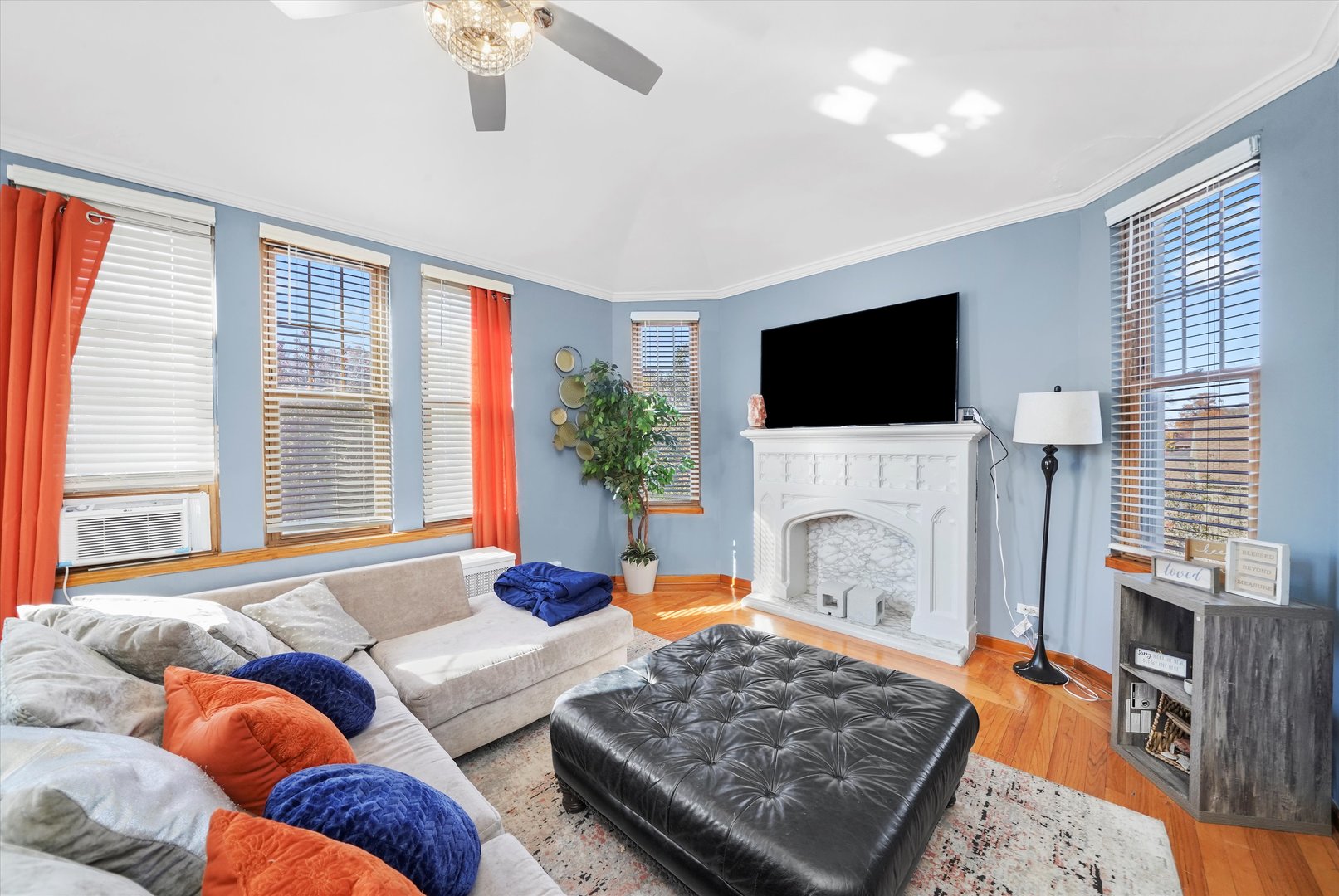 10909 S Longwood Drive 3