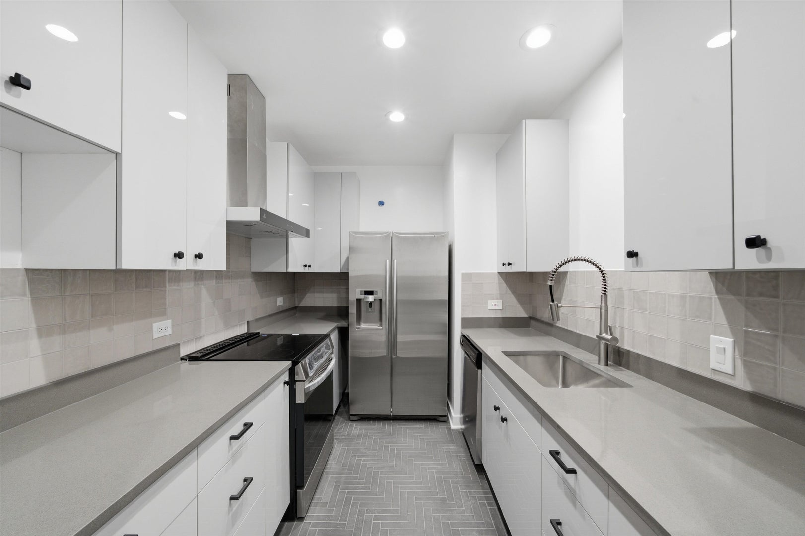 680 N Lake Shore Drive 325