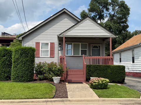 Photo of 225 Davis Street, Joliet, IL 60436 (MLS # 12736711)