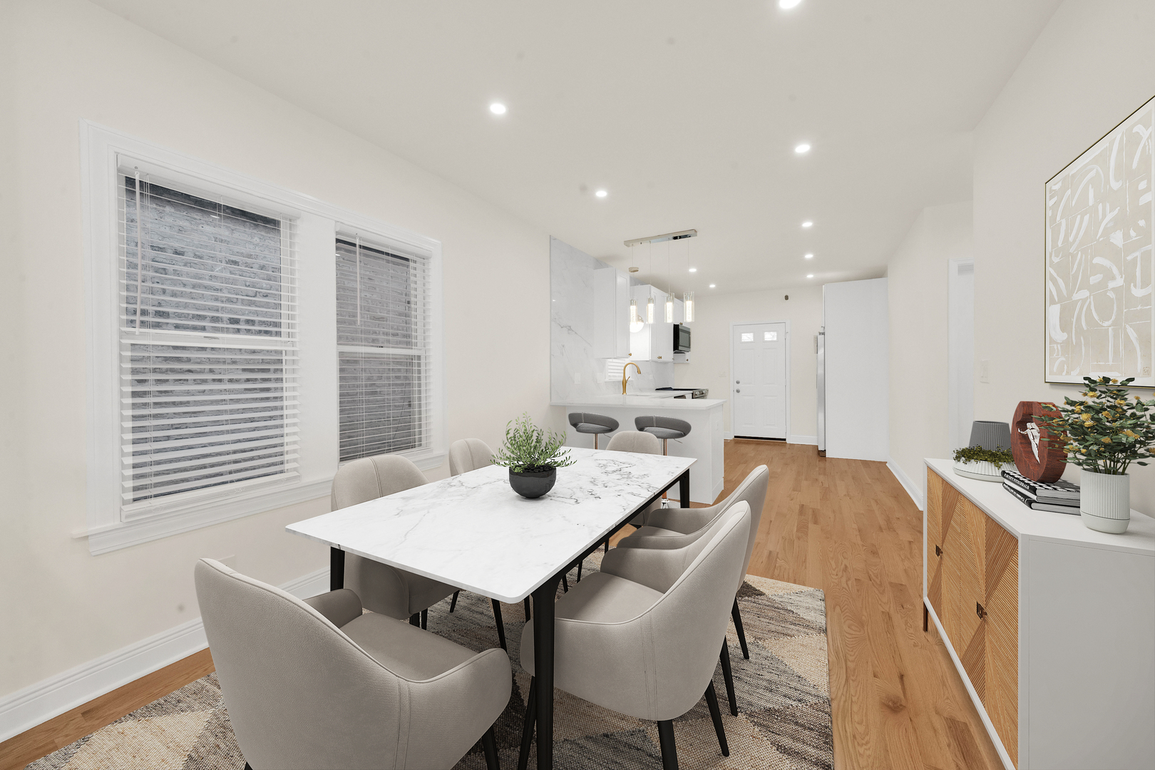 531 E 89th Place