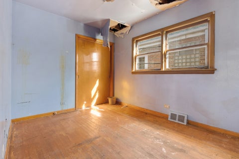 Tiny photo for 3607 W 58th Street, Chicago, IL 60629 (MLS # 12787194)