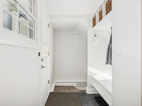 Tiny photo for 29 Waverly Avenue, Clarendon Hills, IL 60514 (MLS # 12493714)