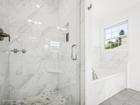 Tiny photo for 29 Waverly Avenue, Clarendon Hills, IL 60514 (MLS # 12493714)