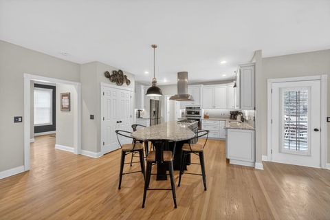 Tiny photo for 5304 Rita Avenue, Crystal Lake, IL 60014 (MLS # 12578381)