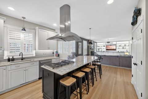 Tiny photo for 5304 Rita Avenue, Crystal Lake, IL 60014 (MLS # 12578381)