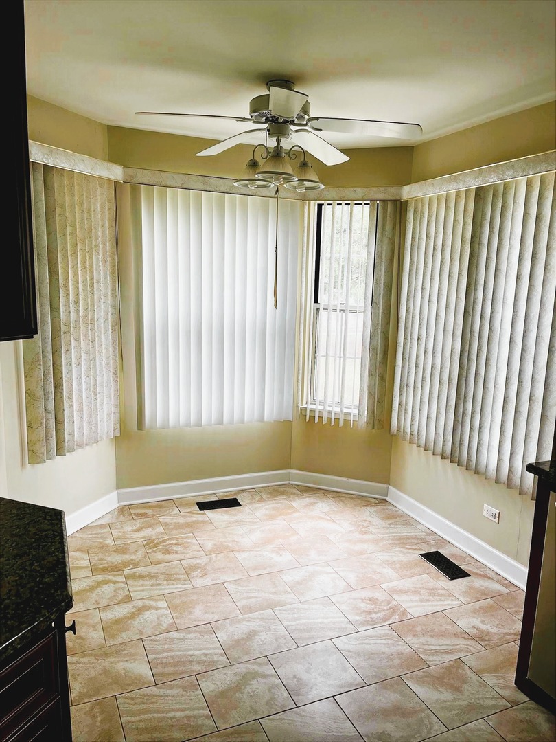 4427 Edinburg Lane 4427