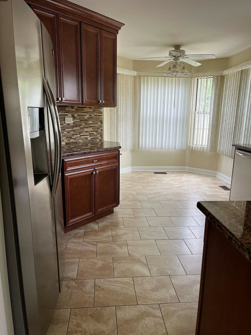 4427 Edinburg Lane 4427