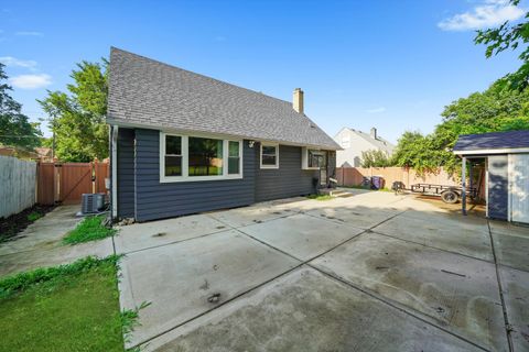 Tiny photo for 515 Adams Street, Elgin, IL 60123 (MLS # 12460970)