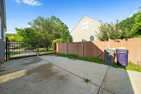 Tiny photo for 515 Adams Street, Elgin, IL 60123 (MLS # 12460970)