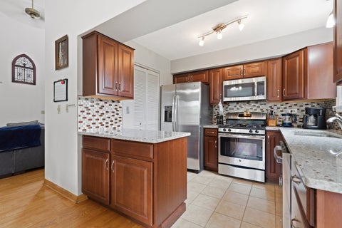 Tiny photo for 340 Homewood Drive, Bolingbrook, IL 60440 (MLS # 12777046)