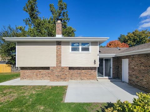 Tiny photo for 7716 Cronin Avenue, Justice, IL 60458 (MLS # 12508883)