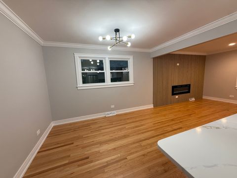 Tiny photo for 7716 Cronin Avenue, Justice, IL 60458 (MLS # 12508883)