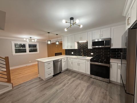 Tiny photo for 7716 Cronin Avenue, Justice, IL 60458 (MLS # 12508883)