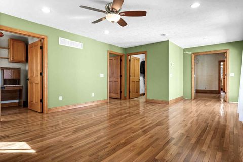 Tiny photo for 103 W Wood Street, Colfax, IL 61728 (MLS # 12609182)