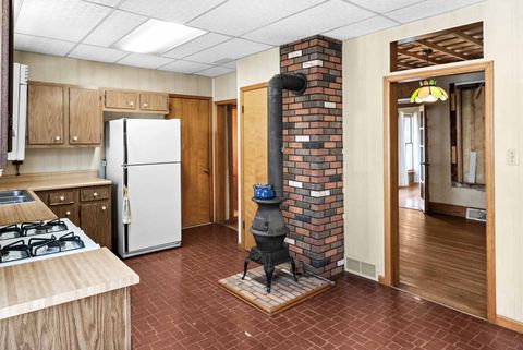 Tiny photo for 103 W Wood Street, Colfax, IL 61728 (MLS # 12609182)