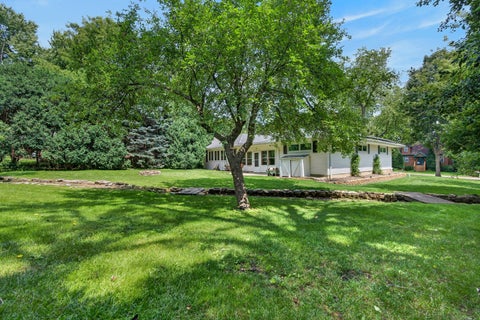 Tiny photo for 1208 Getzelman Trail, Algonquin, IL 60102 (MLS # 12726665)