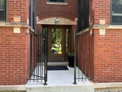 Tiny photo for 5869 N Glenwood Avenue #3, Chicago, IL 60660 (MLS # 12694677)