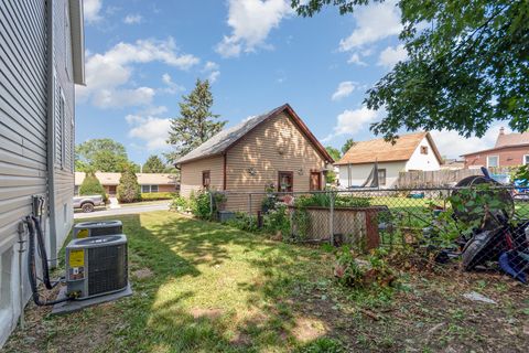 Tiny photo for 2824 Union Street, Blue Island, IL 60406 (MLS # 12423536)