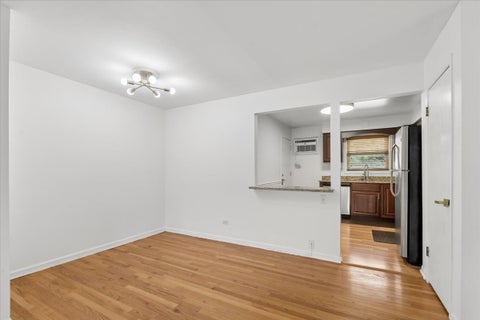 Tiny photo for 406 Franklin Avenue #3B, River Forest, IL 60305 (MLS # 12721595)