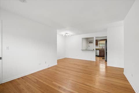 Tiny photo for 406 Franklin Avenue #3B, River Forest, IL 60305 (MLS # 12721595)