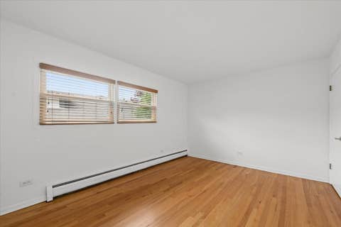 Tiny photo for 406 Franklin Avenue #3B, River Forest, IL 60305 (MLS # 12721595)