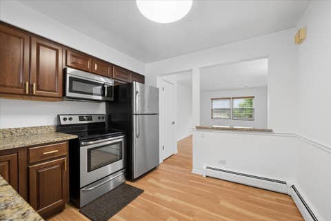 Tiny photo for 406 Franklin Avenue #3B, River Forest, IL 60305 (MLS # 12721595)