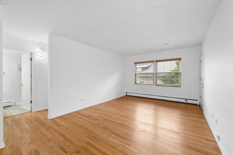 Tiny photo for 406 Franklin Avenue #3B, River Forest, IL 60305 (MLS # 12721595)