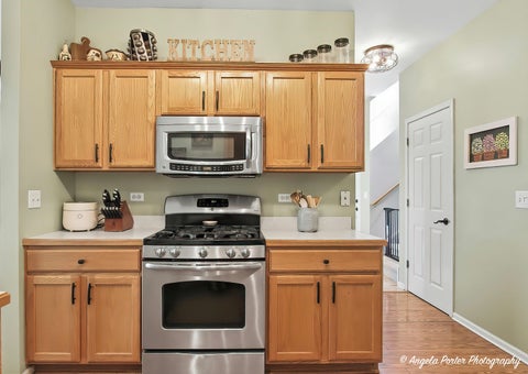 Tiny photo for 2886 Falling Waters Lane, Lindenhurst, IL 60046 (MLS # 12676110)