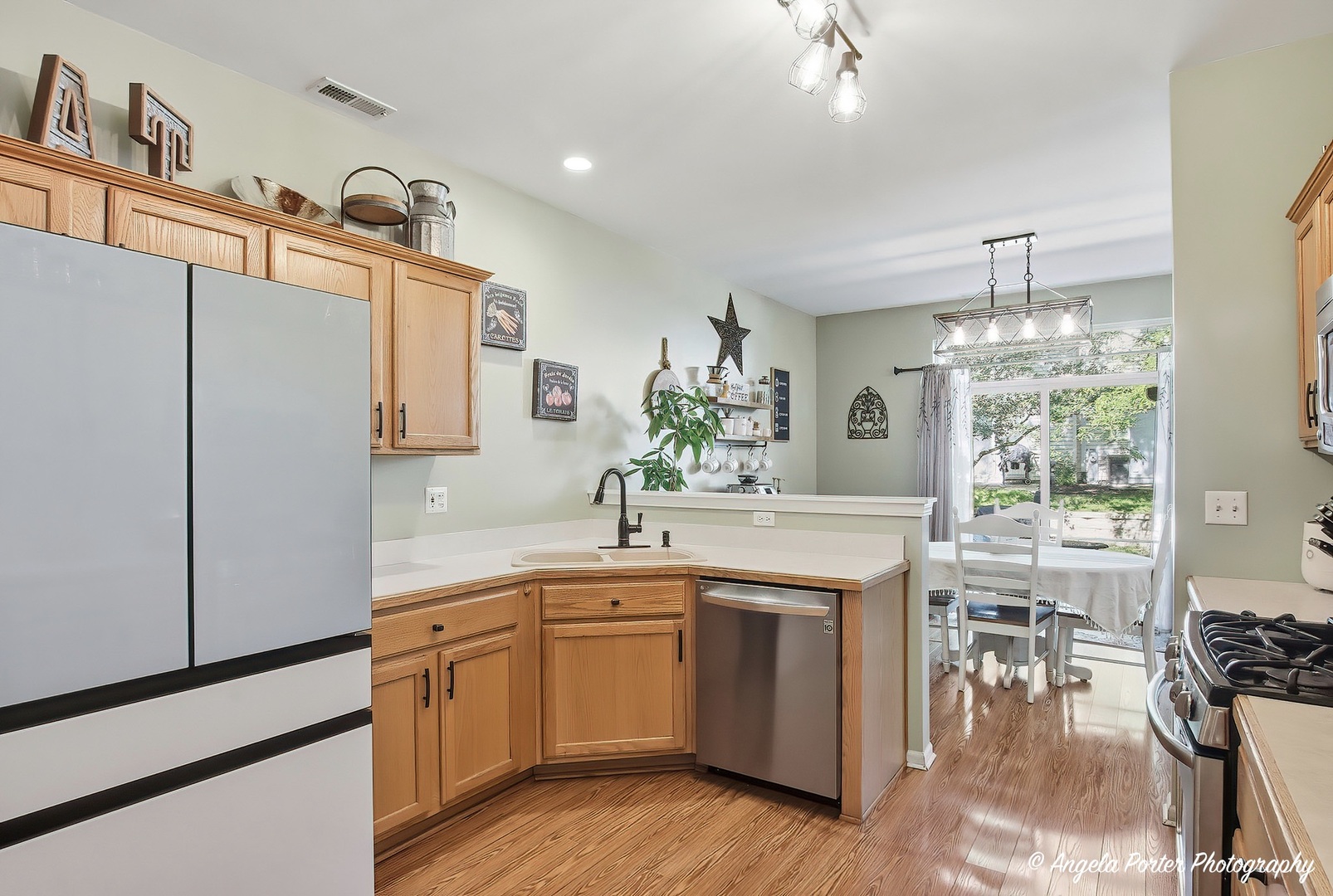 2886 Falling Waters Lane